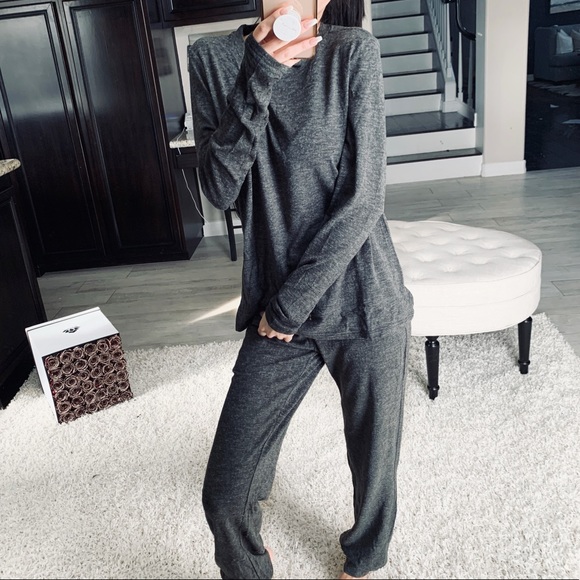 SOLD OUT - Picture 5 of 6